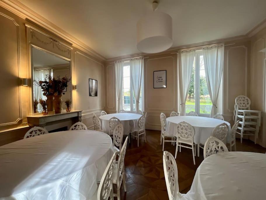Villa La Demeure De Margot - 24 Couchages Villeneuve-sur-Yonne Exterior foto